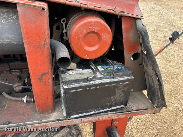 image for item EO4350 Ditch Witch 400SXD vibratory cable plow