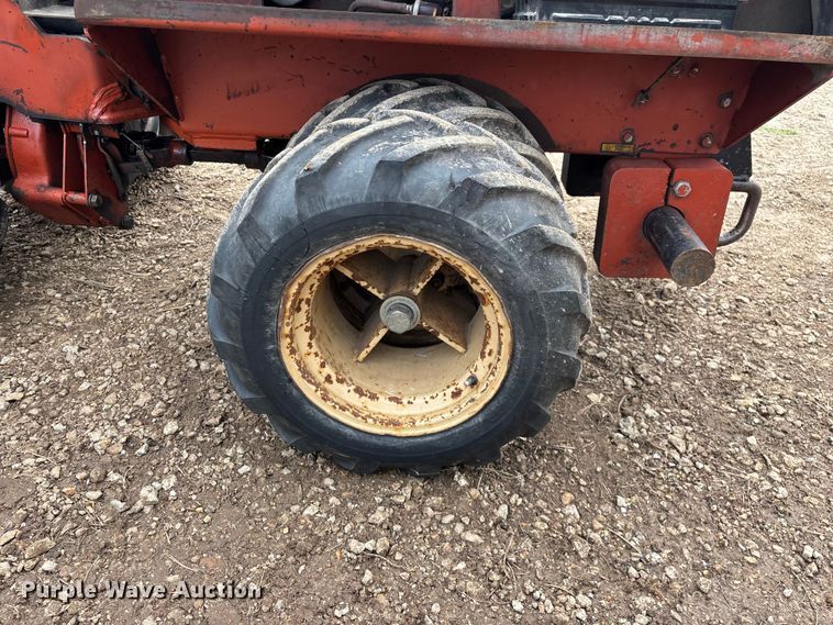 image for item EO4350 Ditch Witch 400SXD vibratory cable plow