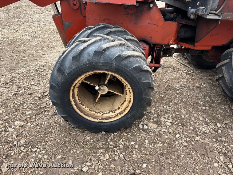 image for item EO4350 Ditch Witch 400SXD vibratory cable plow