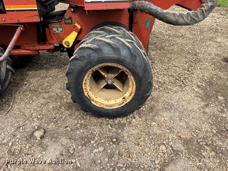 image for item EO4350 Ditch Witch 400SXD vibratory cable plow