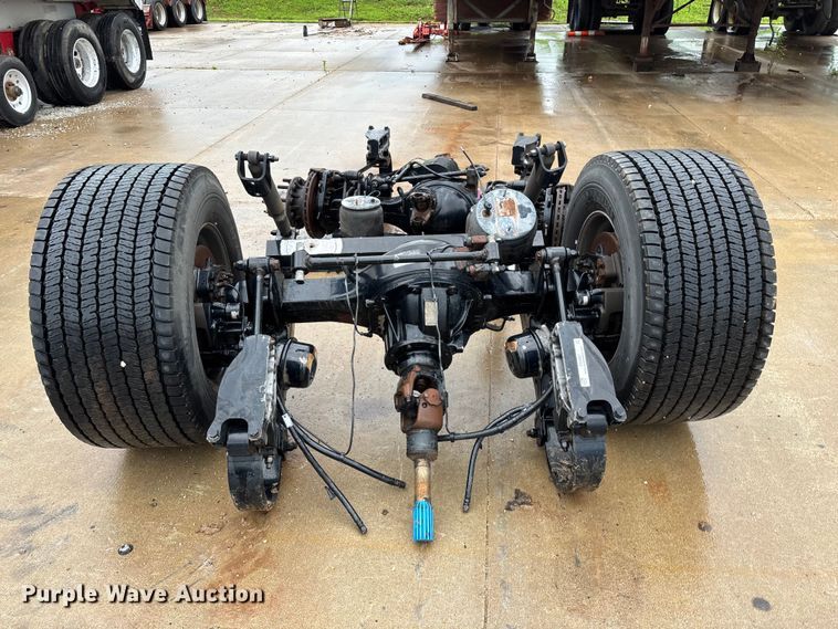 image for item EO4357 (2) rear axles