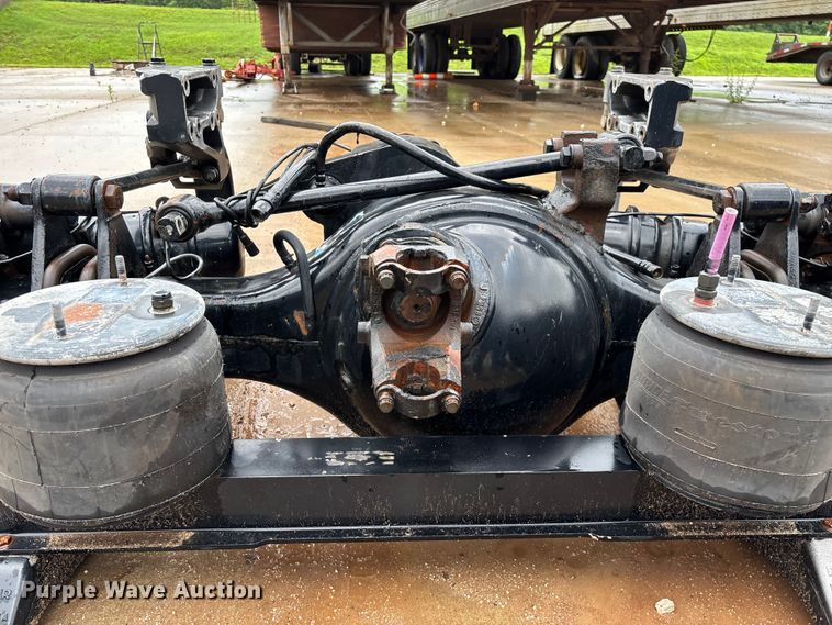 image for item EO4357 (2) rear axles