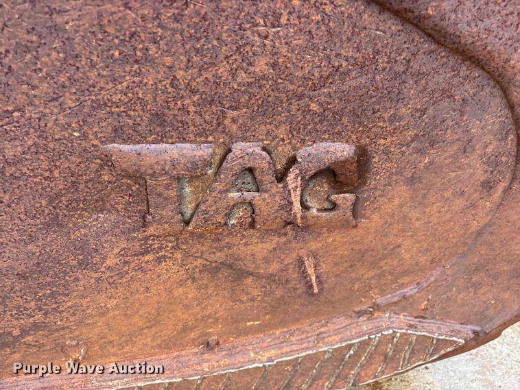 image for item EO4359 TAG bucket