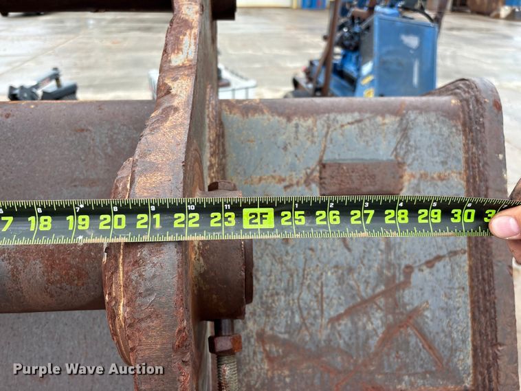image for item EO4359 TAG bucket