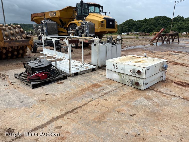 image for item EO4361 Lube skid