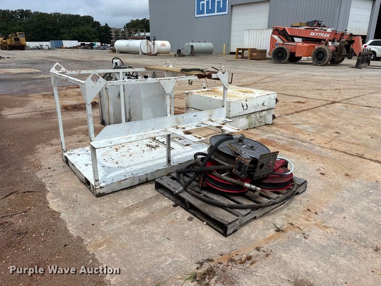 image for item EO4361 Lube skid