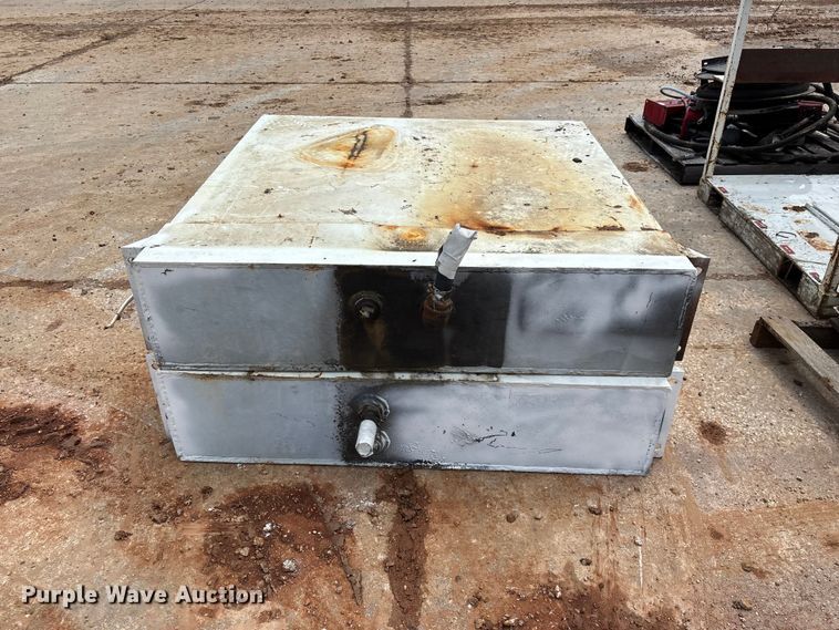 image for item EO4361 Lube skid