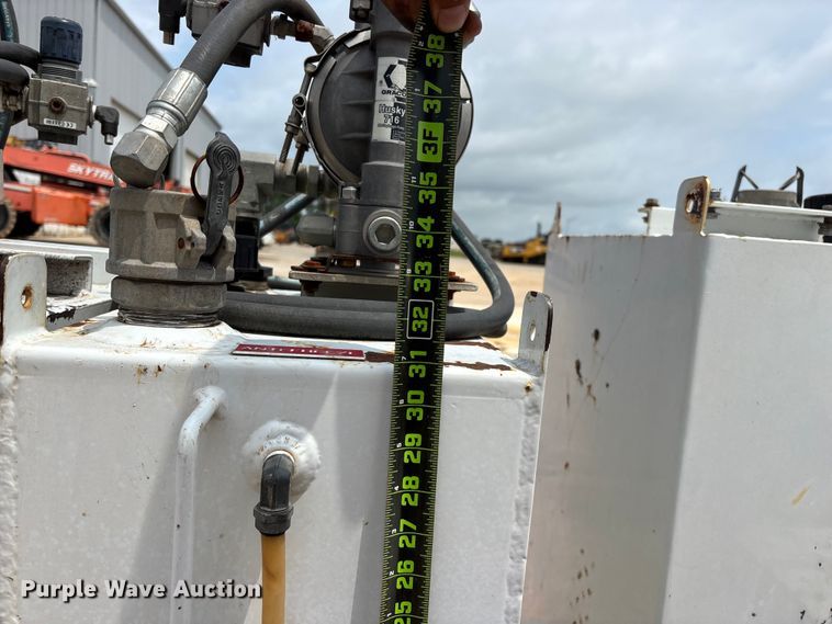 image for item EO4361 Lube skid