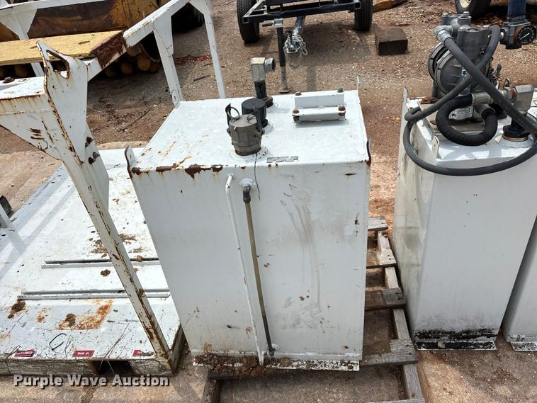 image for item EO4361 Lube skid