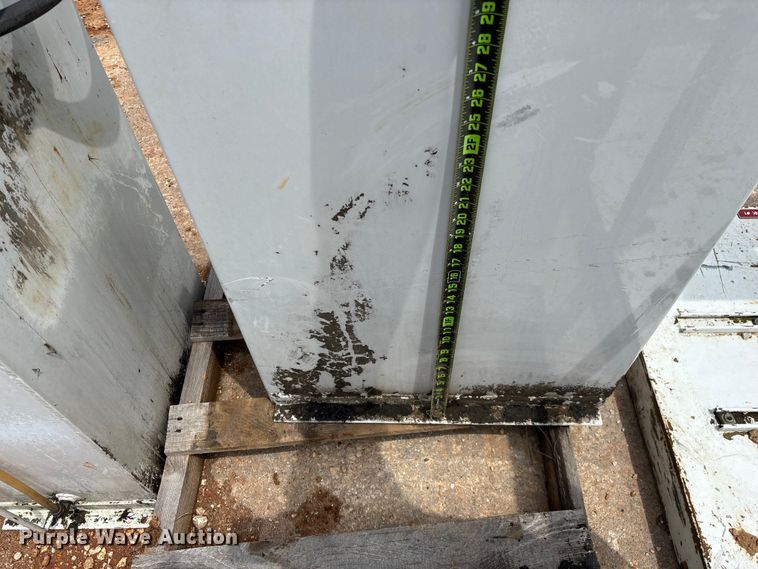 image for item EO4361 Lube skid