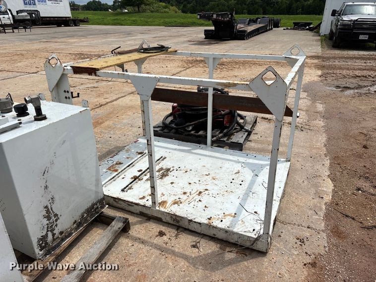 image for item EO4361 Lube skid