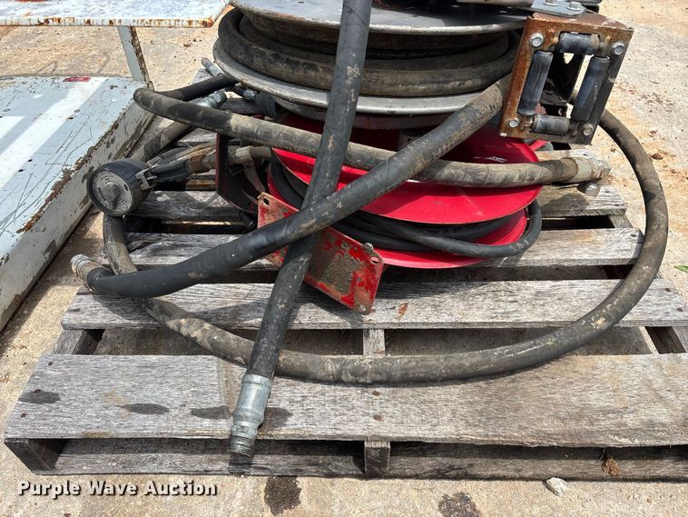 image for item EO4361 Lube skid
