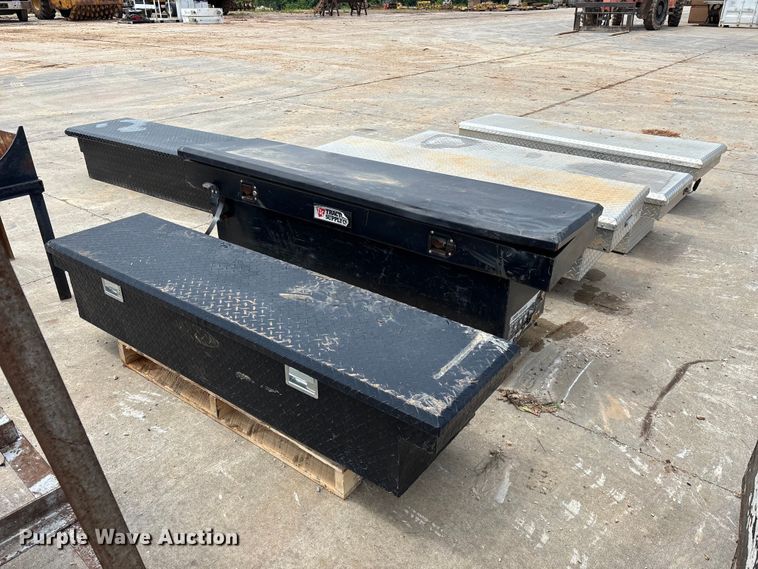 image for item EO4362 Truck parts