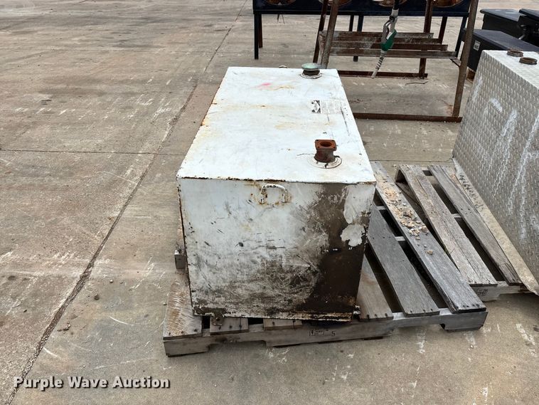 image for item EO4362 Truck parts