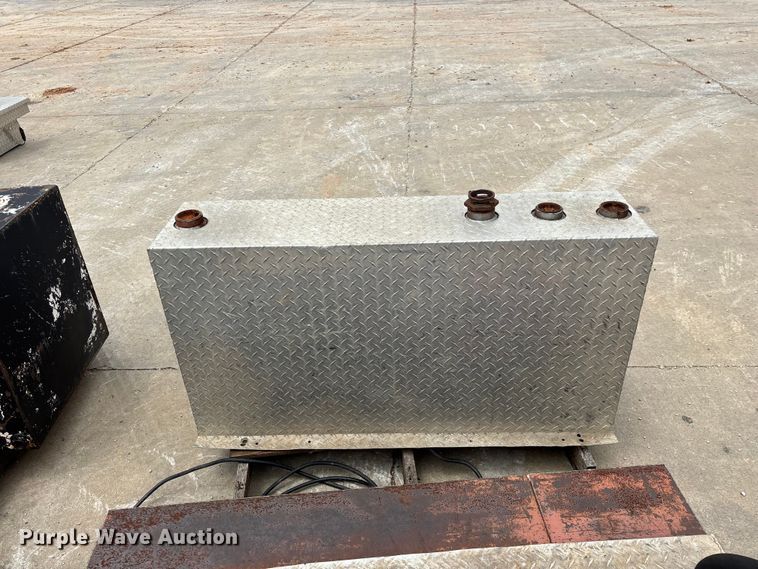 image for item EO4362 Truck parts