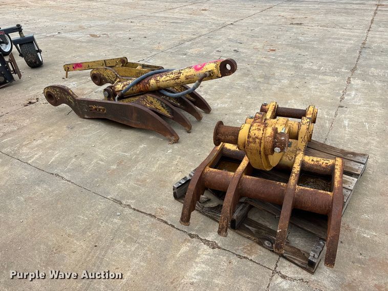image for item EO4364 (3) excavator thumbs