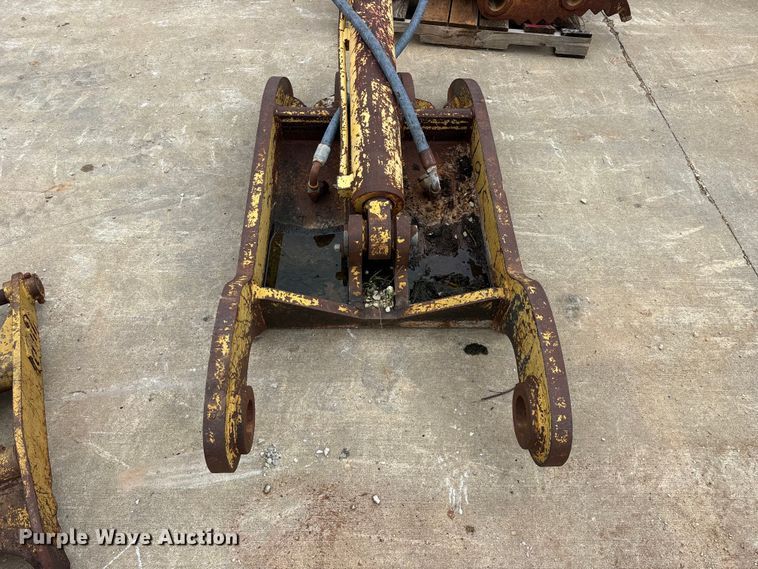 image for item EO4364 (3) excavator thumbs
