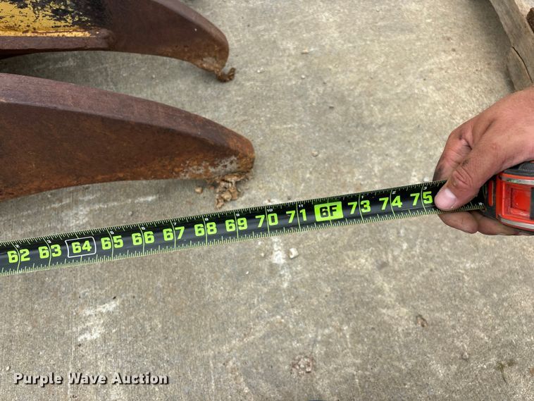 image for item EO4364 (3) excavator thumbs