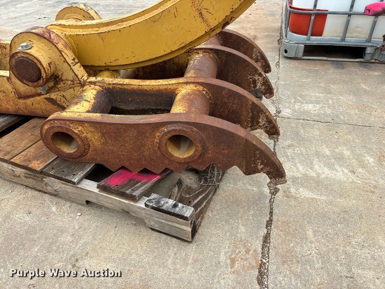 image for item EO4364 (3) excavator thumbs