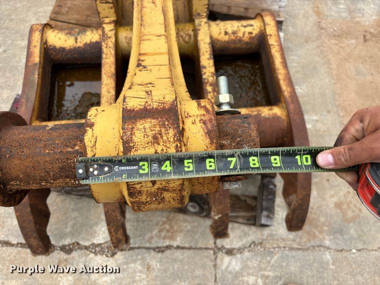 image for item EO4364 (3) excavator thumbs