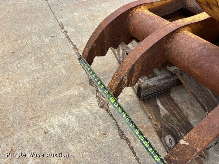 image for item EO4364 (3) excavator thumbs