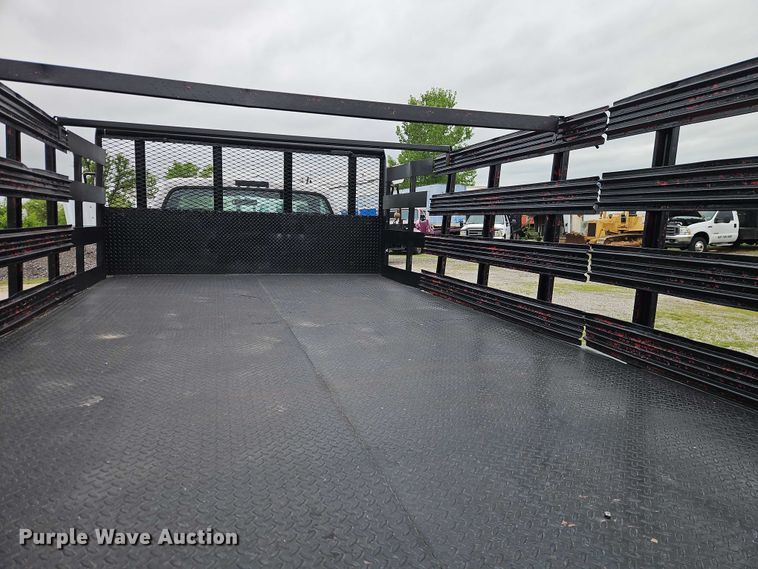 image for item EO7287 2000 Ford F450 Super Duty flatbed truck