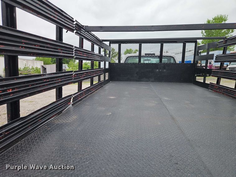 image for item EO7287 2000 Ford F450 Super Duty flatbed truck