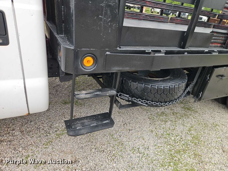 image for item EO7287 2000 Ford F450 Super Duty flatbed truck