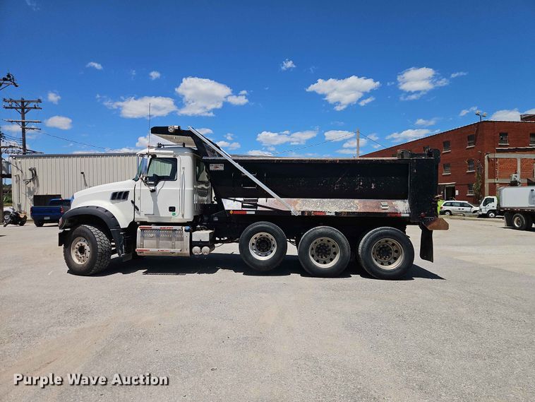image for item EO8503 2019 Mack Granite dump truck