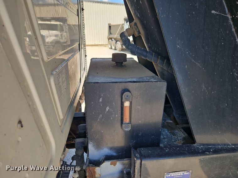 image for item EO8503 2019 Mack Granite dump truck