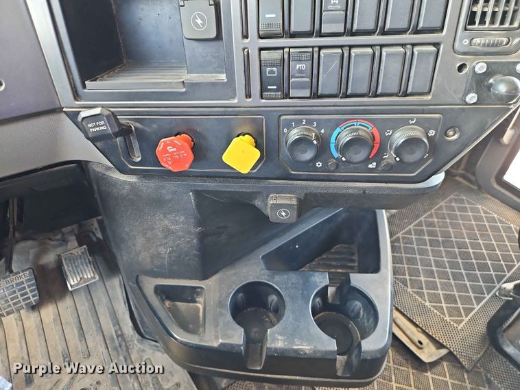 image for item EO8503 2019 Mack Granite dump truck