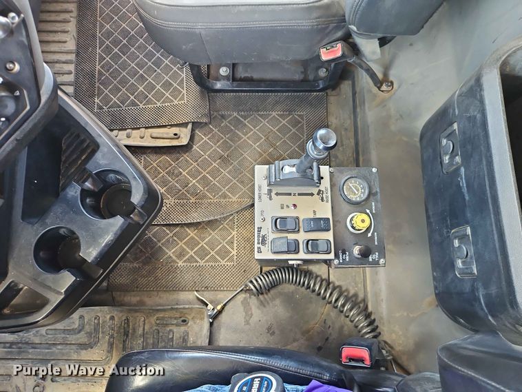 image for item EO8503 2019 Mack Granite dump truck