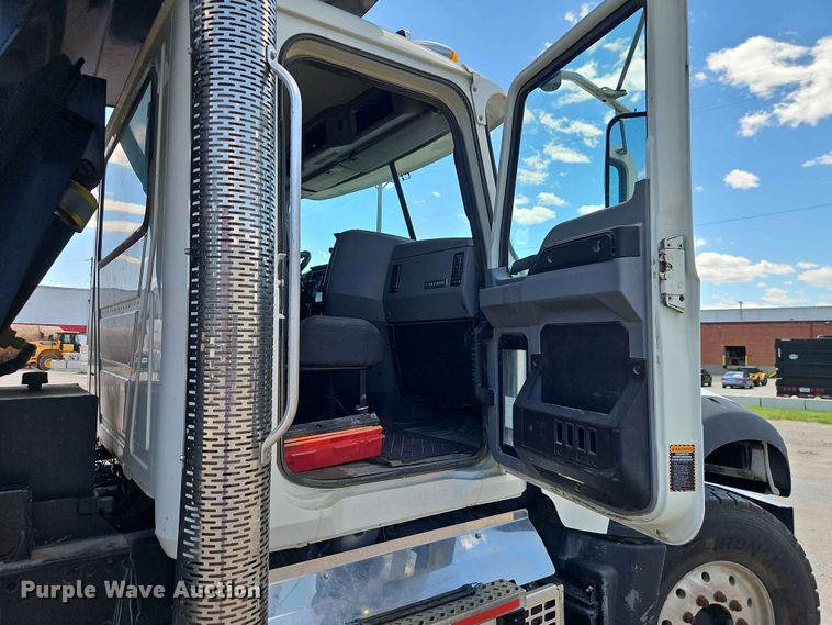 image for item EO8503 2019 Mack Granite dump truck