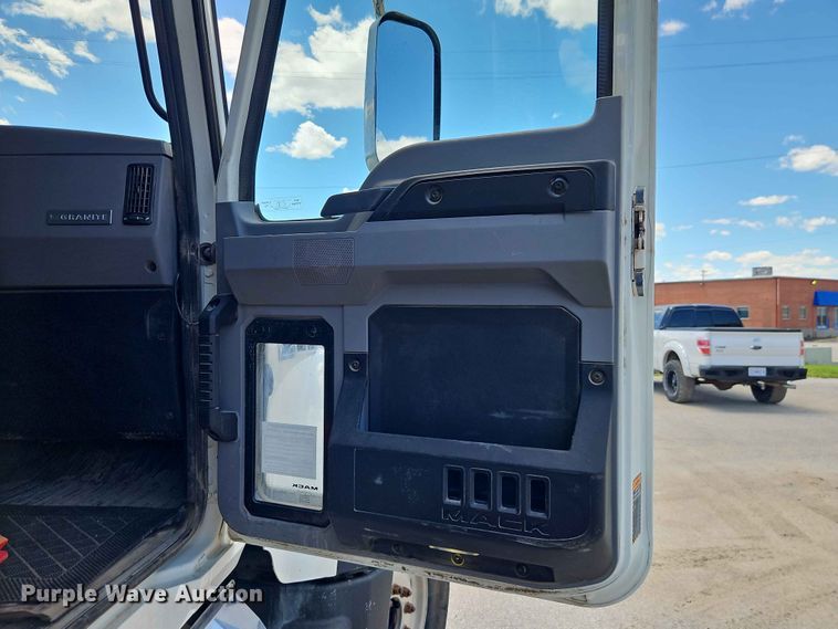image for item EO8503 2019 Mack Granite dump truck