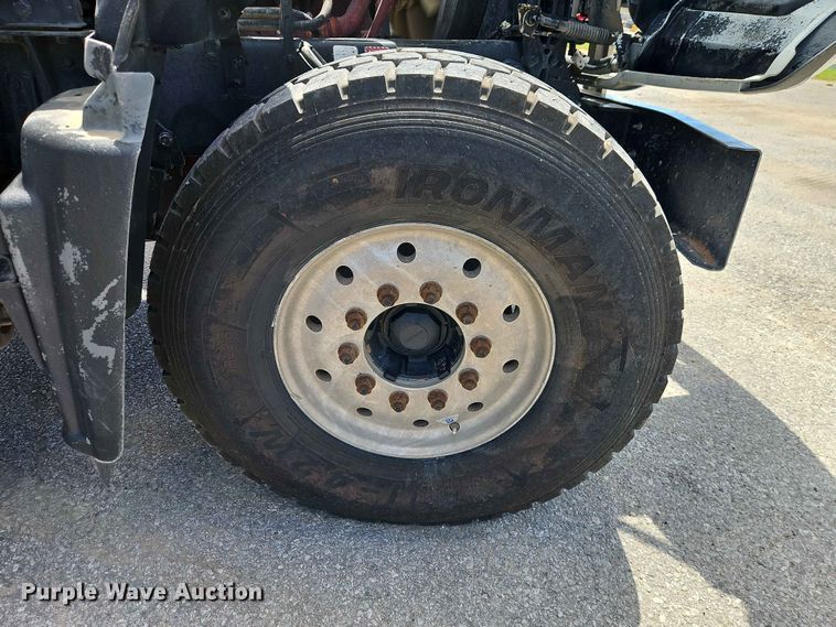 image for item EO8503 2019 Mack Granite dump truck