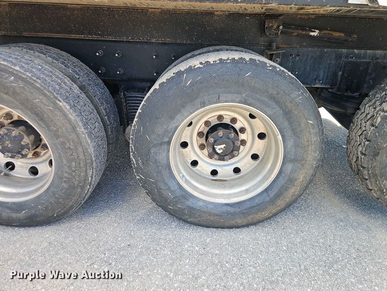image for item EO8503 2019 Mack Granite dump truck