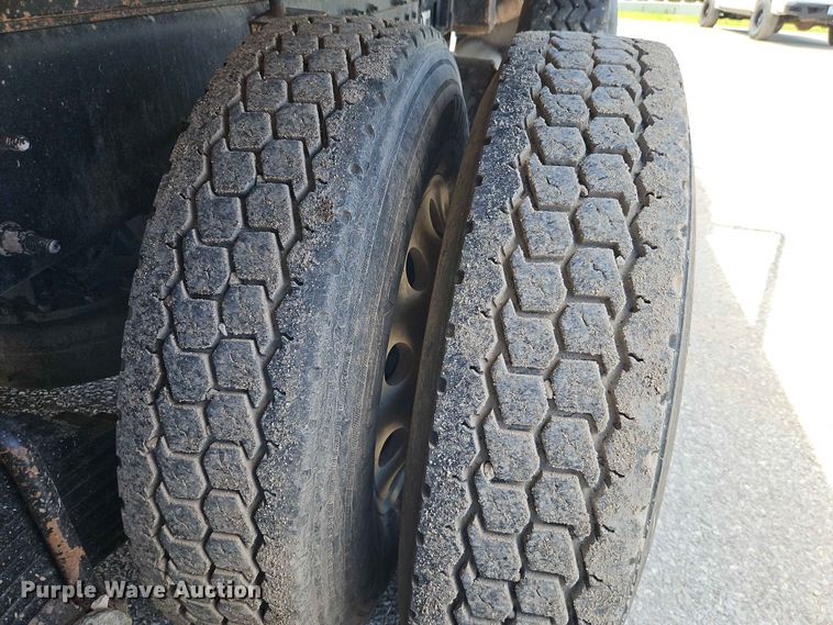 image for item EO8503 2019 Mack Granite dump truck