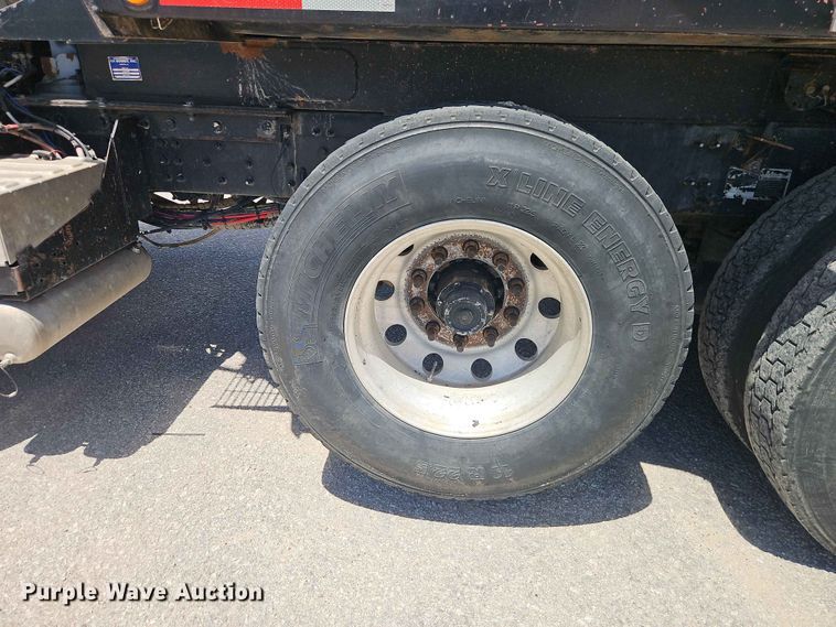 image for item EO8503 2019 Mack Granite dump truck