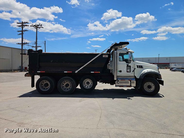 image for item EO8504 2019 Mack Granite dump truck