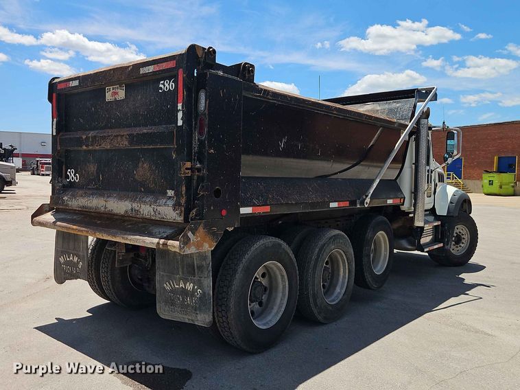 image for item EO8504 2019 Mack Granite dump truck