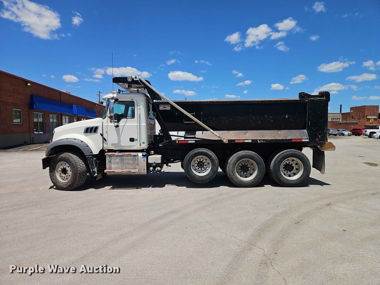 image for item EO8504 2019 Mack Granite dump truck