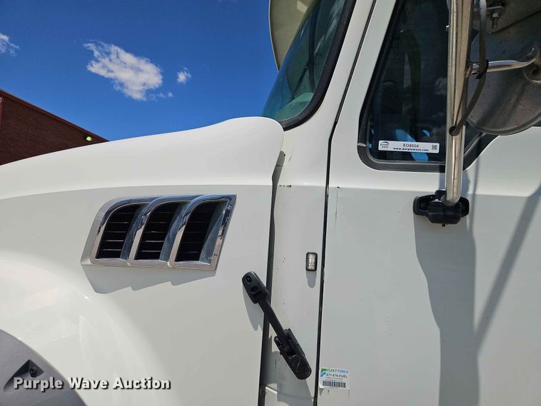 image for item EO8504 2019 Mack Granite dump truck