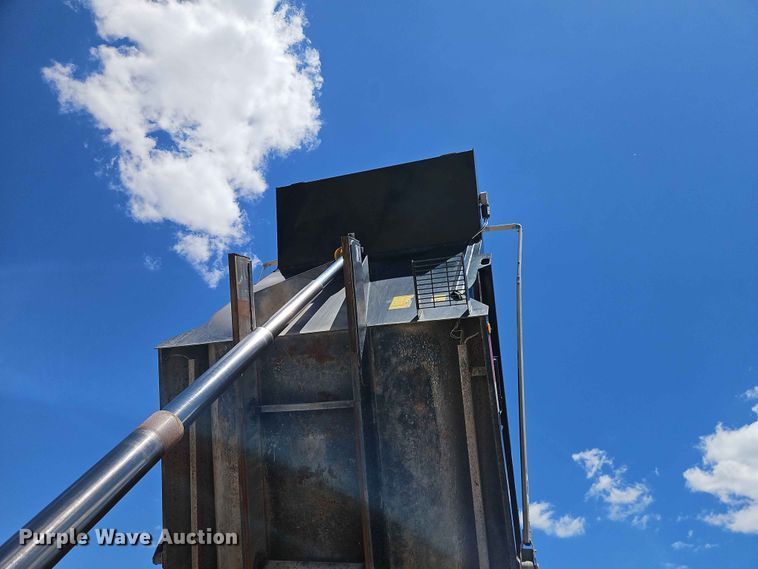image for item EO8504 2019 Mack Granite dump truck