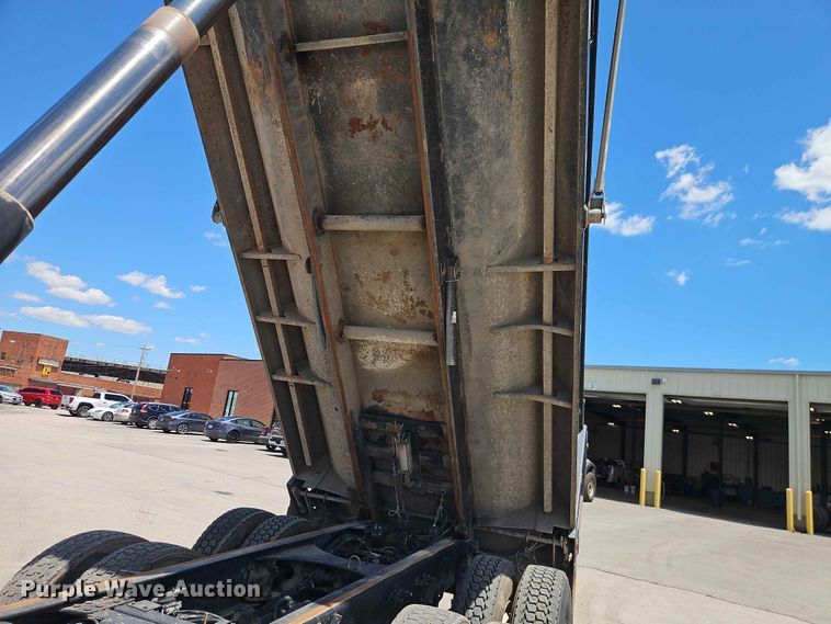 image for item EO8504 2019 Mack Granite dump truck