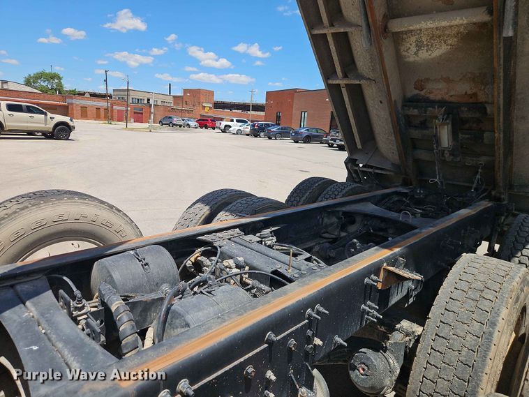 image for item EO8504 2019 Mack Granite dump truck