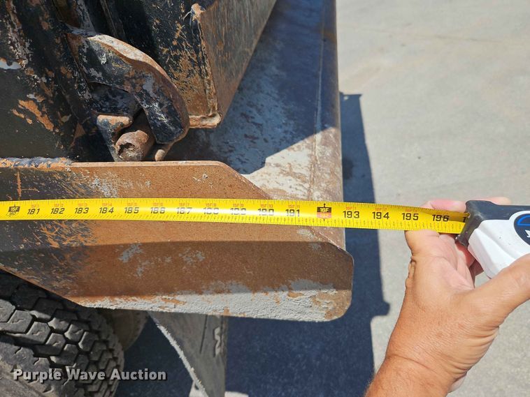image for item EO8504 2019 Mack Granite dump truck