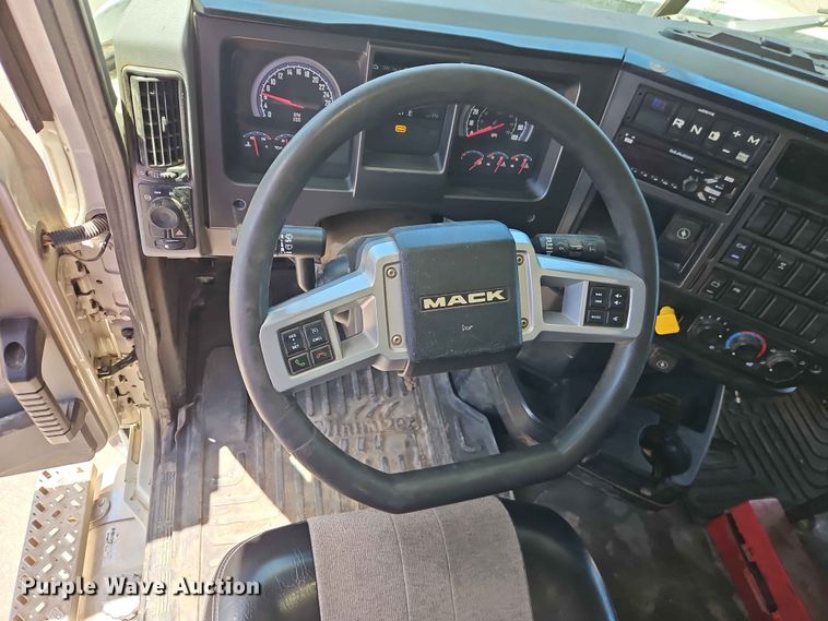 image for item EO8504 2019 Mack Granite dump truck