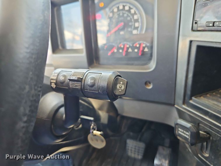 image for item EO8504 2019 Mack Granite dump truck