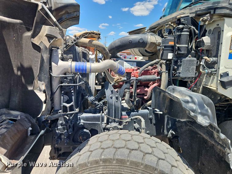 image for item EO8504 2019 Mack Granite dump truck