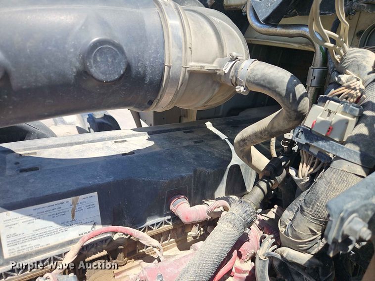 image for item EO8504 2019 Mack Granite dump truck